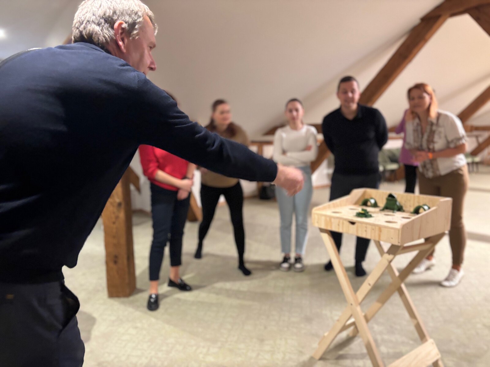 Učiteľka Anna Mária — historická hra Jozefa Zichyho, dar koncentrácie