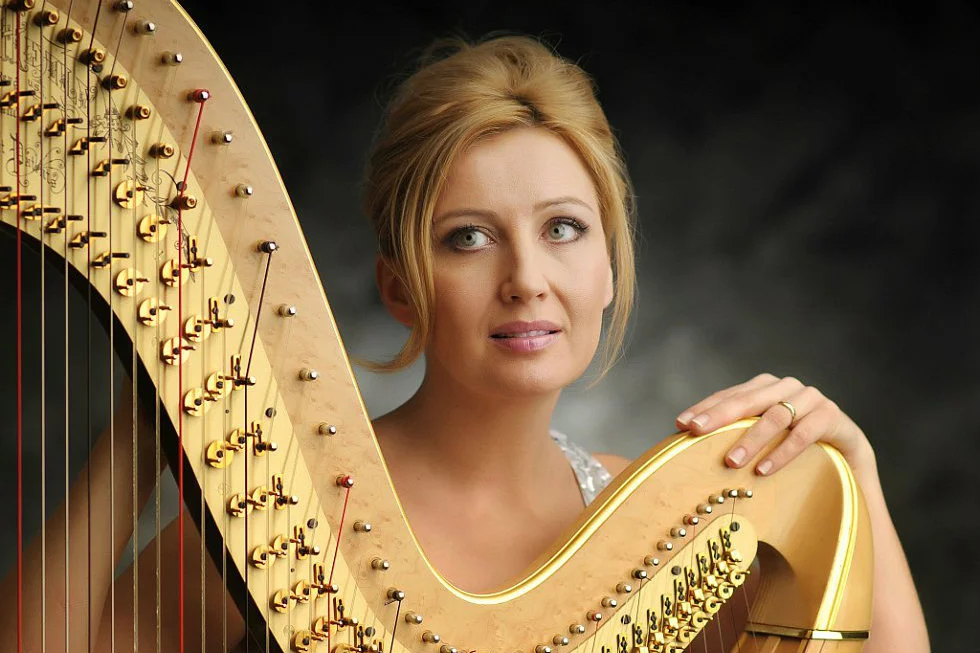 Jana Boušková - harfistka, sólistka koncertu Moja vlasť 19.6. v kaštieli